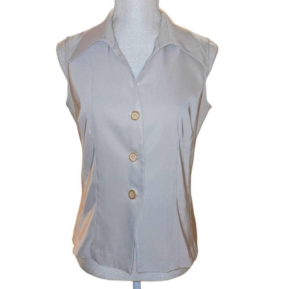 90s Y2K vintage women's Breaking loose tan vest size 9/10